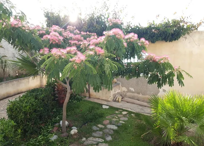 Domus Austri Tatil Evi Messina